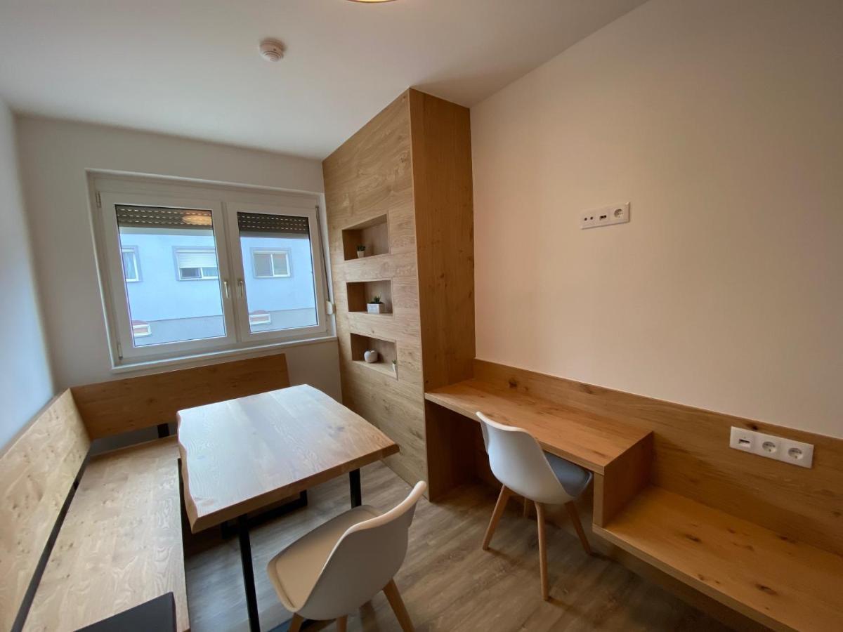 Apartments Freitag - H1 Winden am See ภายนอก รูปภาพ
