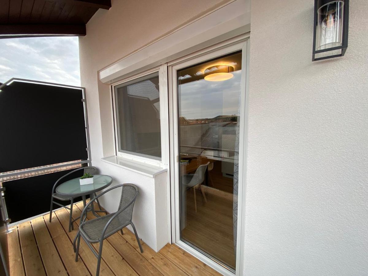 Apartments Freitag - H1 Winden am See ภายนอก รูปภาพ