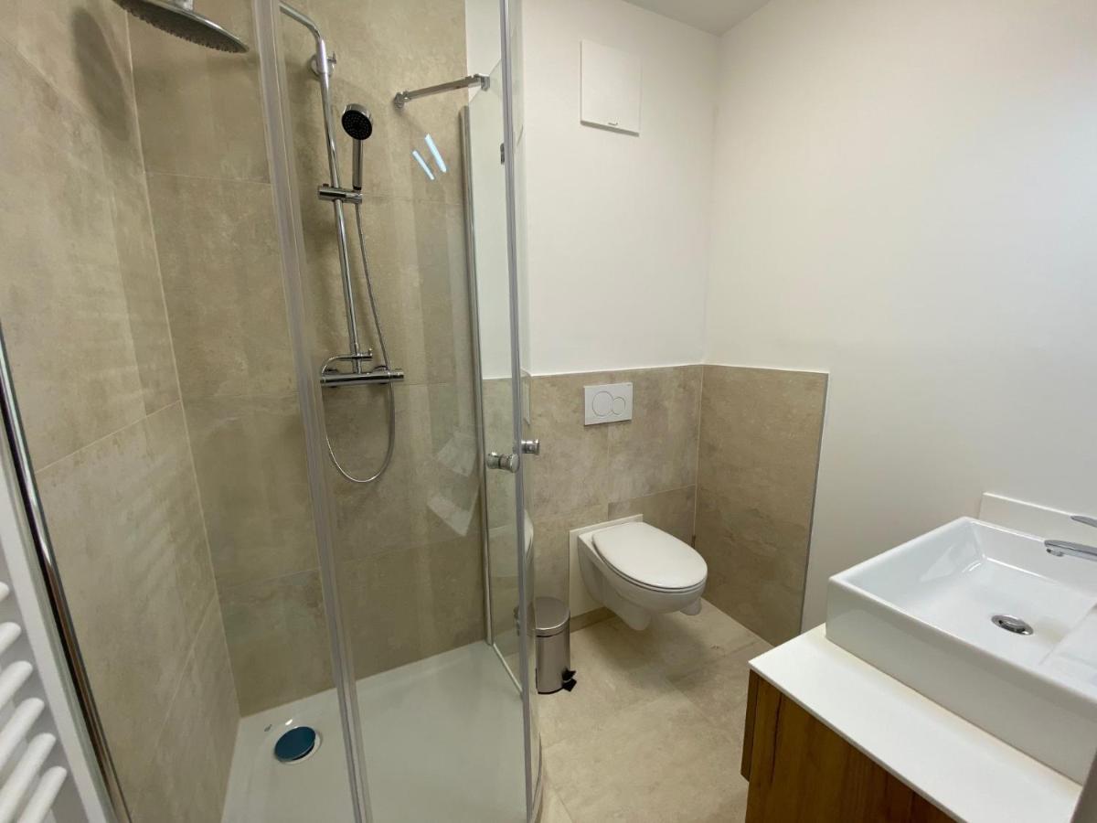 Apartments Freitag - H1 Winden am See ภายนอก รูปภาพ
