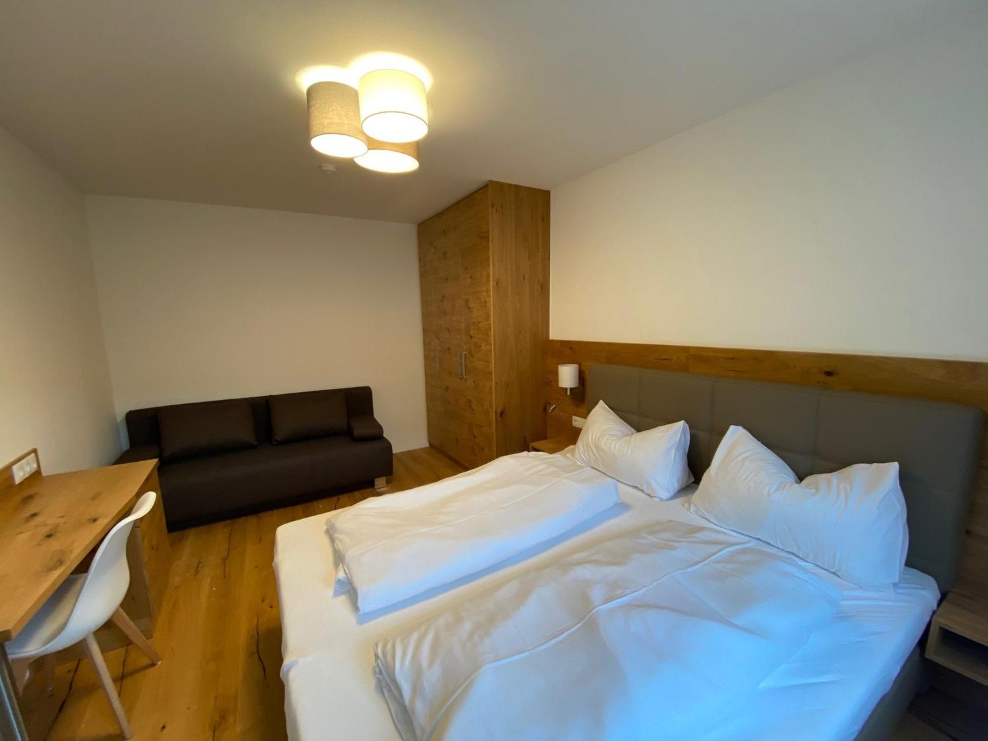 Apartments Freitag - H1 Winden am See ภายนอก รูปภาพ
