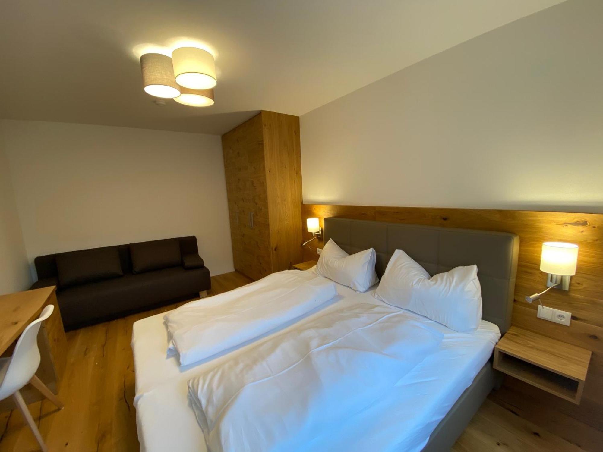 Apartments Freitag - H1 Winden am See ภายนอก รูปภาพ